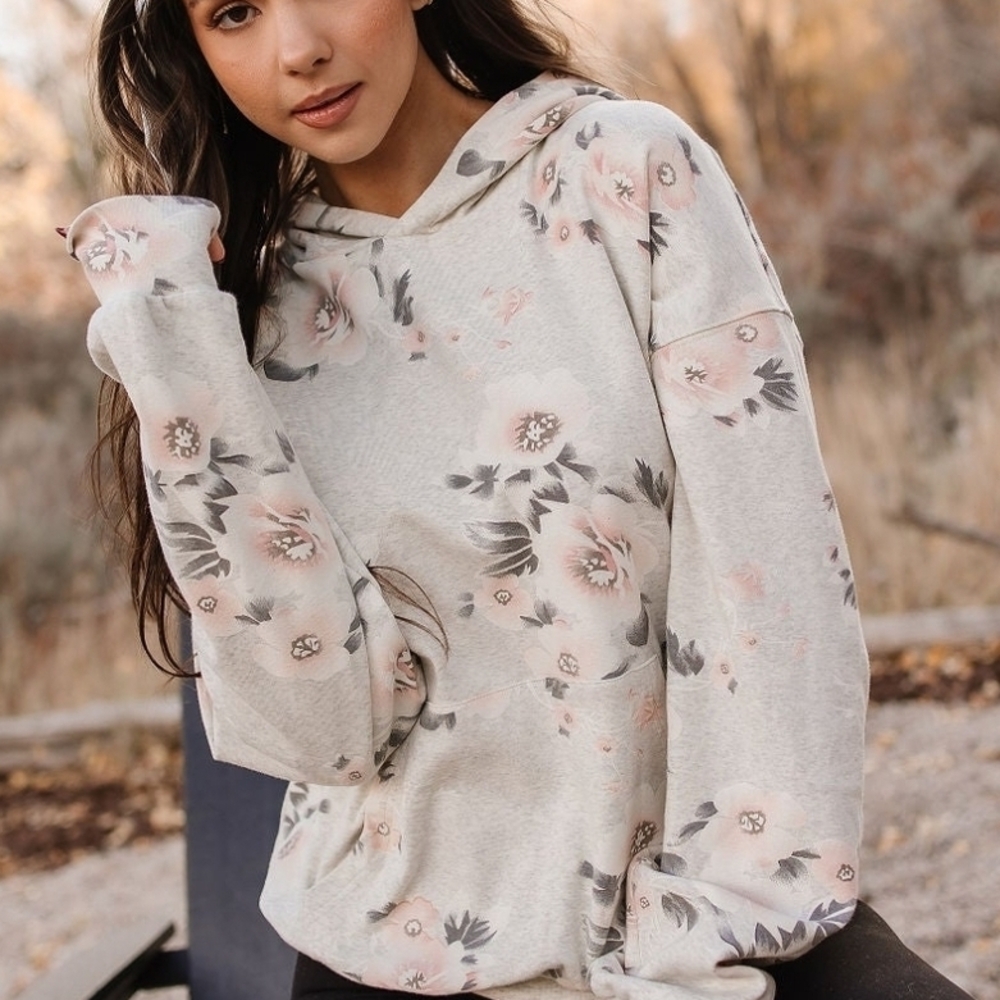 AMPERSAND AVE University Floral Print Hoodie - Petas & Pearls S